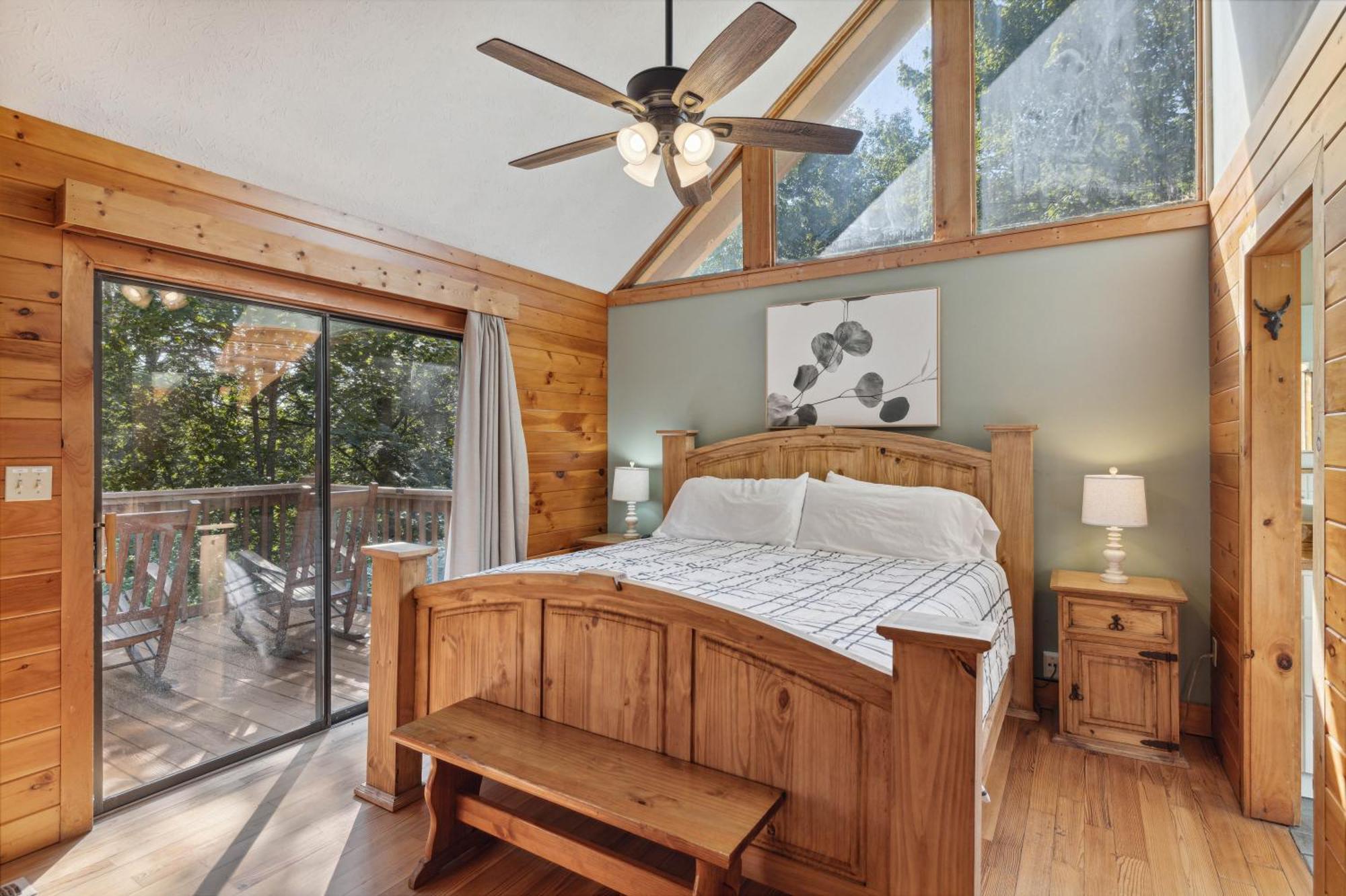 1 Min To The Parkway Spacious Cabin W 3 Suites And Extra Bedroom! Pigeon Forge Eksteriør bilde